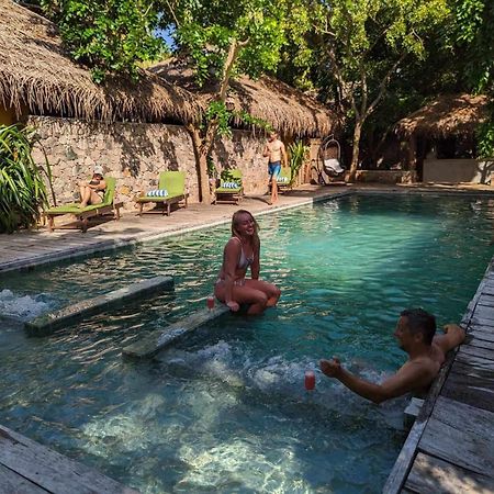Hiru Villas And Kitesurfing Kalpitiya Buitenkant foto