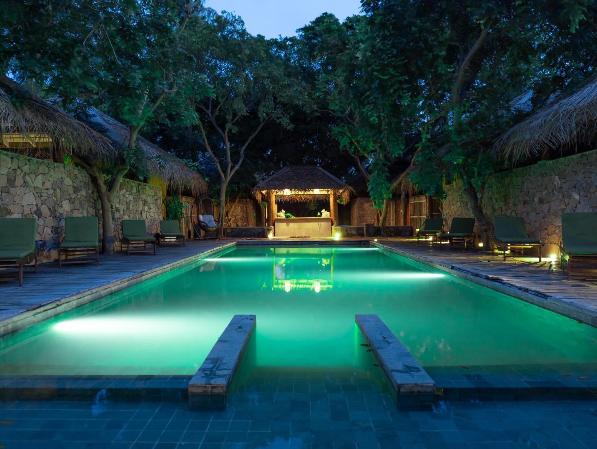 Hiru Villas And Kitesurfing Kalpitiya Buitenkant foto